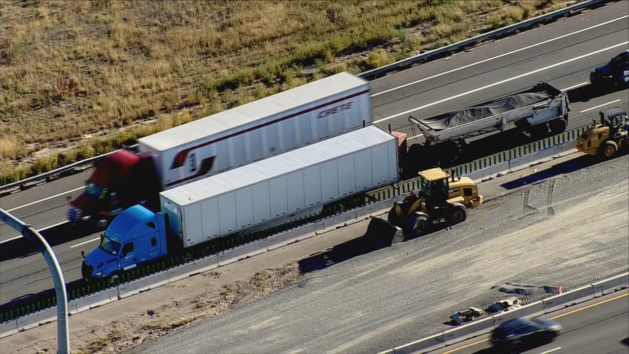 Traffic backups on EB lanes of I-70 after 2 semis crash - CBS Colorado