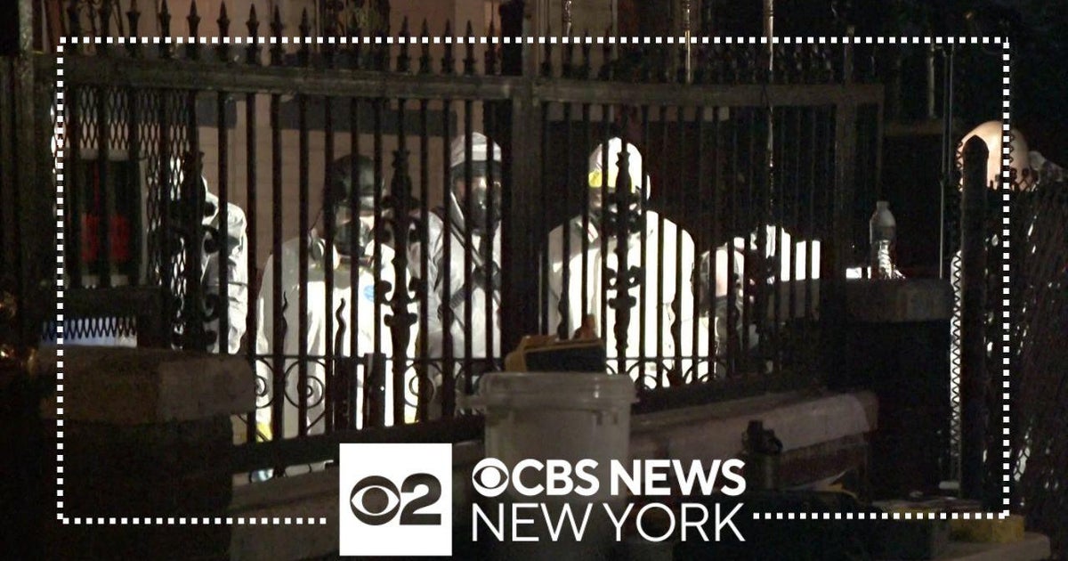 Suspected fentanyl operation busted near Bronx school - CBS New York