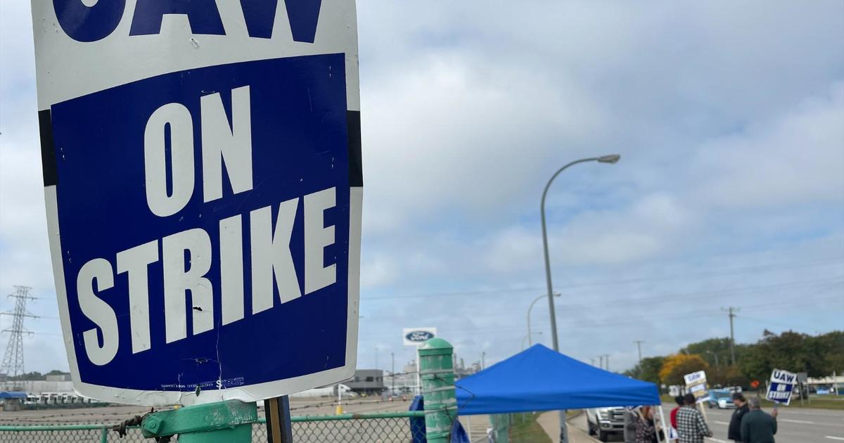 Nearly 5,000 autoworkers have been laid off since UAW strike began