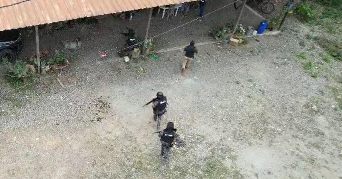 Полицията в Еквадор конфискува близо 14 тона наркотици, предназначени за