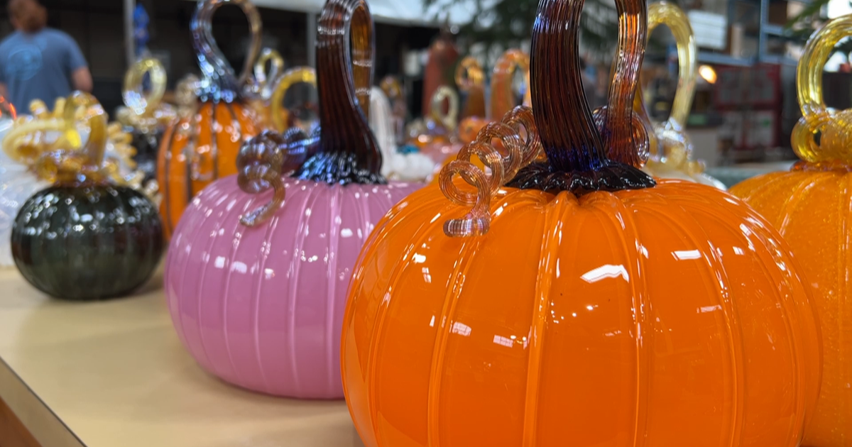 Dearborn glass blowing studio gears up for annual pumpkin fest CBS