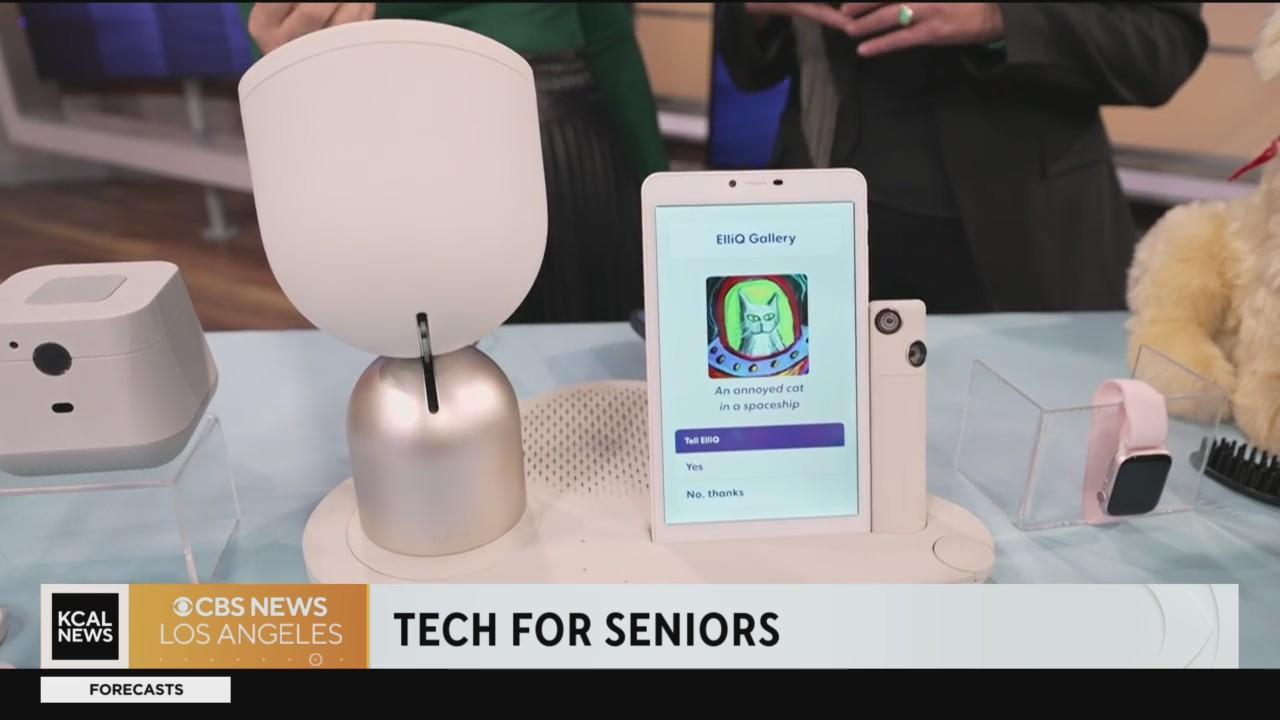 7 tech gadgets and tools for seniors aging in place