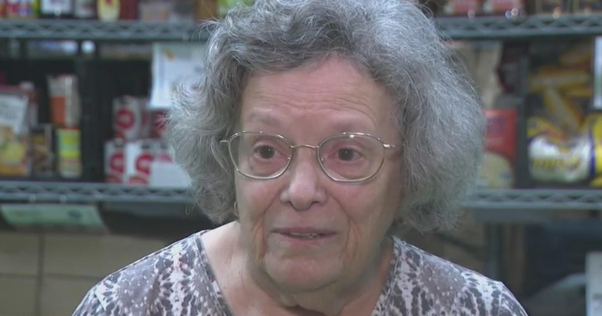 Miami Happy: Female puts deal hunting ability to use for a superior lead to