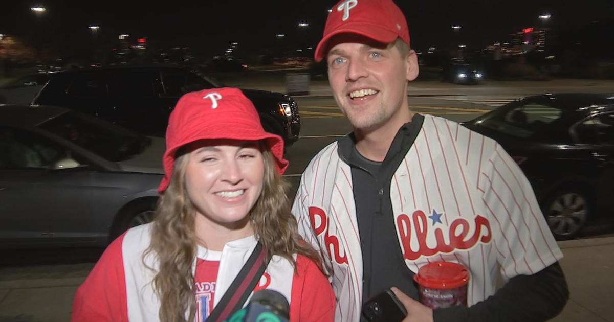 Phillies fans dip into wedding fund to attend Game 3 of NLDS: My mom was  mad - CBS Philadelphia