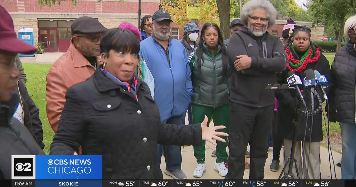 Chicago residents upset Amundsen Park migrant shelter - CBS Chicago