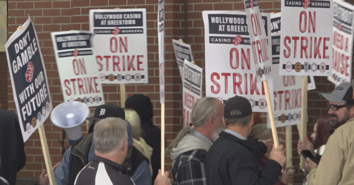 Union workers go on strike at all three Detroit casinos