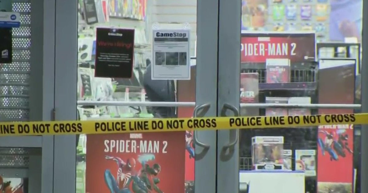 Pembroke Pines GameStop worker accused of capturing shoplifter Pembroke Pines GameStop worker accused of capturing shoplifter