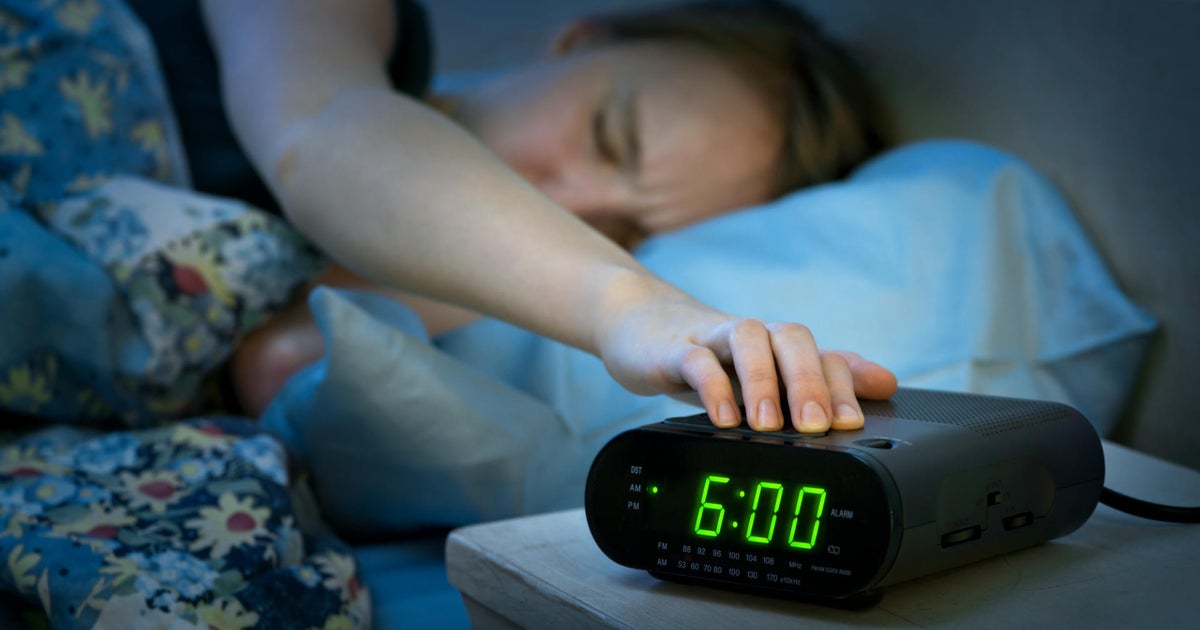 “Snoozing” the alarm is great for your well being, analyze found