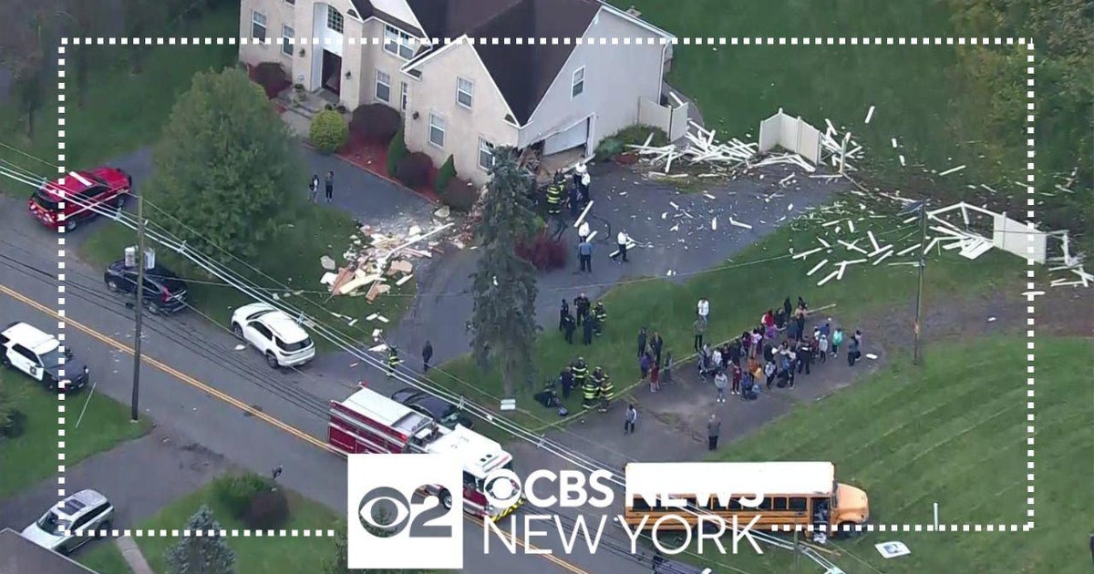 School bus slams into N.J. house after brakes fail, authorities say ...