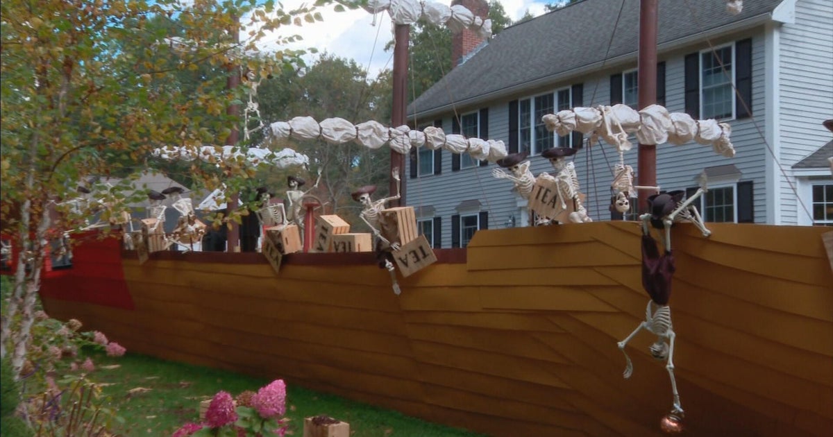 Westford family raises money for Jimmy Fund with massive Boston Tea Party Halloween display - Vimarsana News