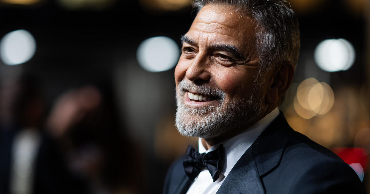 George Clooney and other celebrities are offering over $150 million in higher union dues to end the actors’ strike.