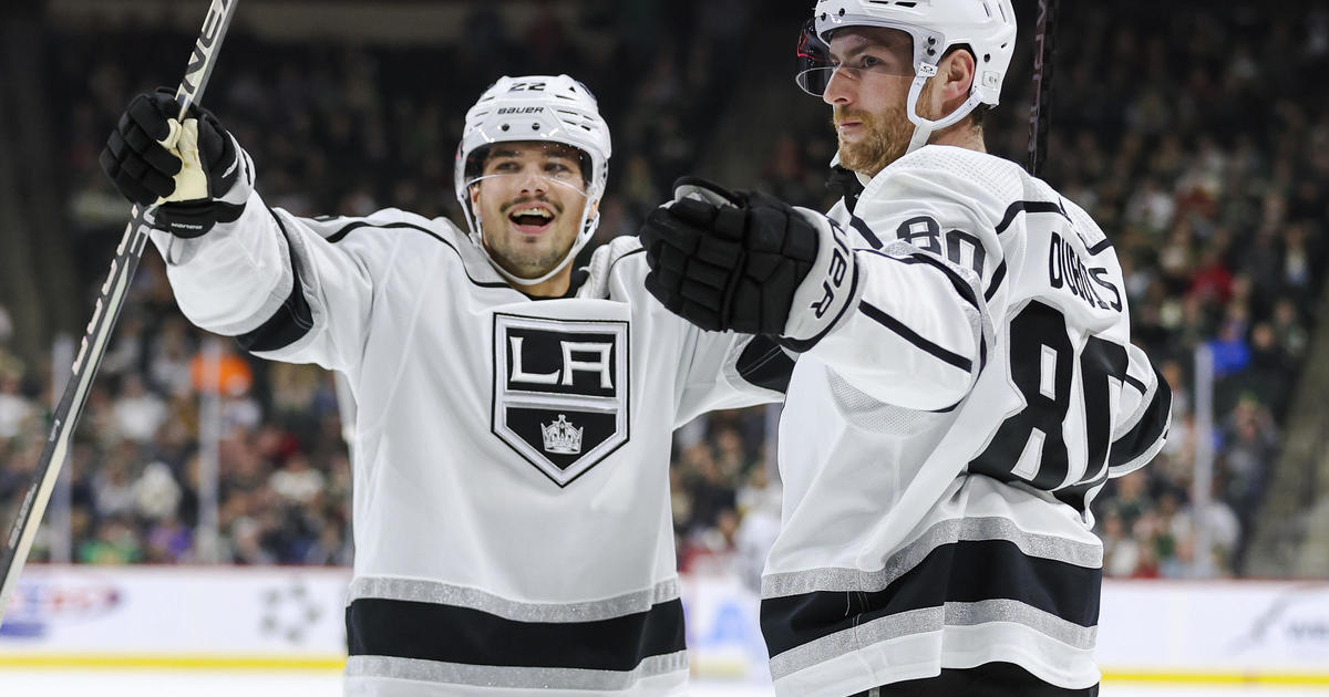 Dubois scores twice within 12 seconds; Kings beat Wild 7-3 - CBS