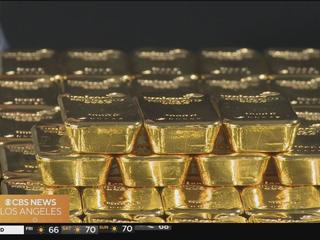How much is a gold bar worth? - CBS News