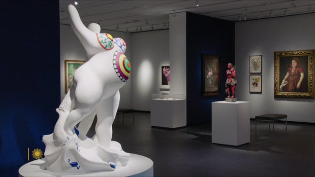 museum-installation-view-niki-de-saint-phalle-pregnant-nana-1995.jpg