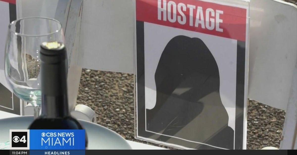 Launch of 2 American hostages by Hamas stirs reduction in South Florida Jewish local community