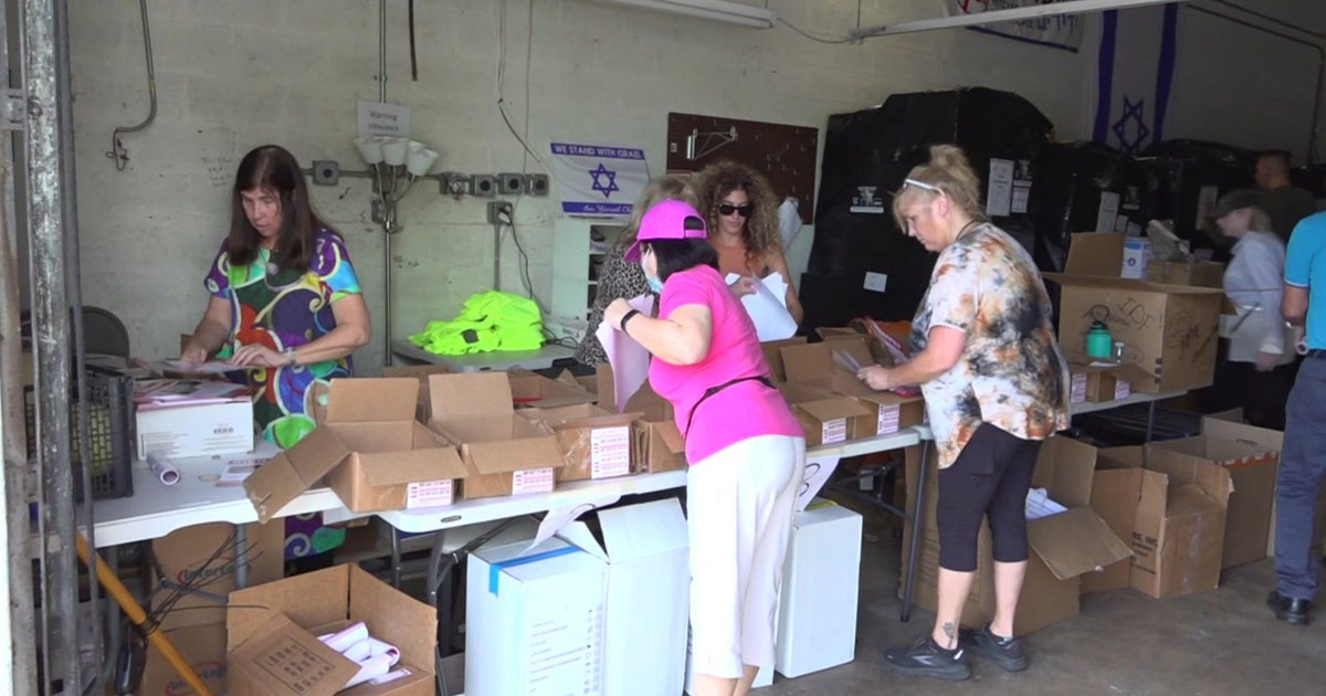South Floridians organize supply drive, send out requirements to Israel South Floridians organize supply drive, send out requirements to Israel