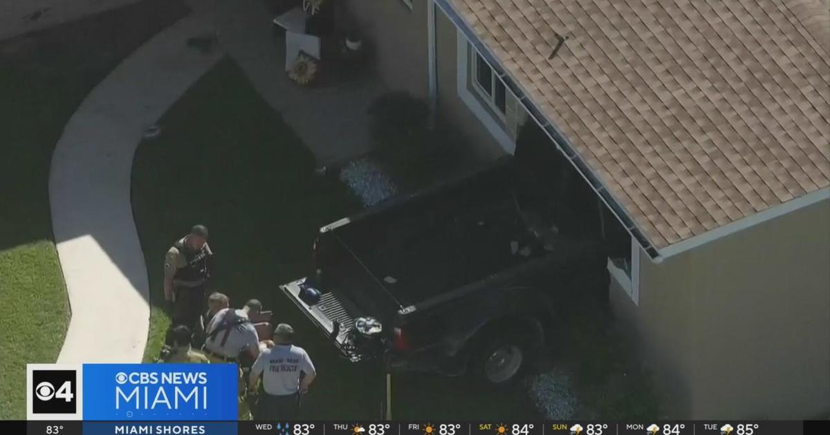 Truck crashed into SW Miami-Dade house