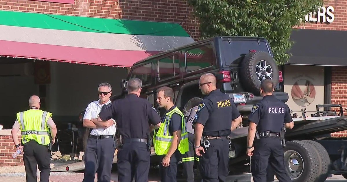 No criminal charges in crash that killed suburban Chicago teen - CBS ...