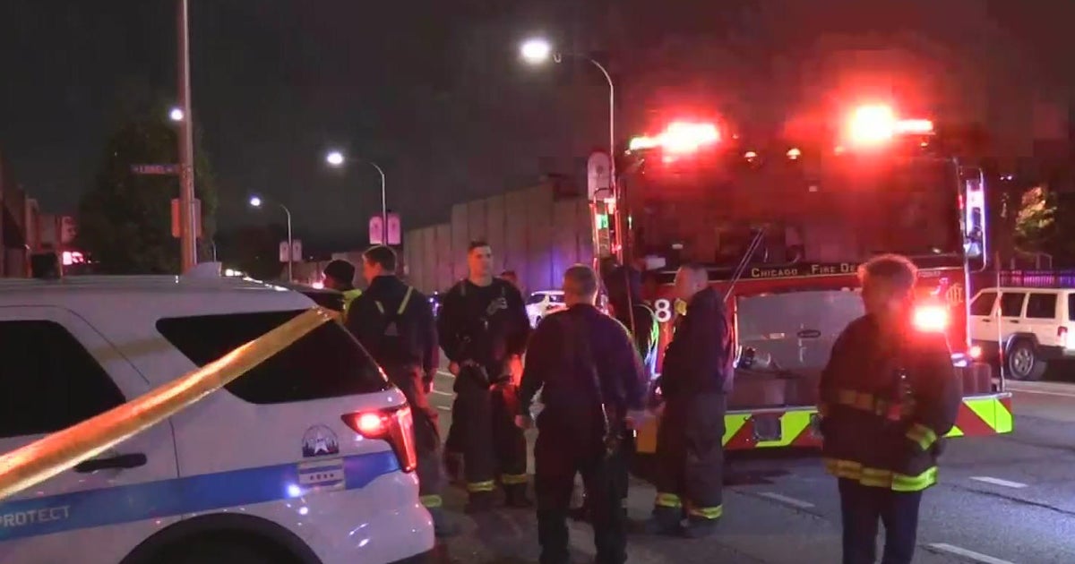 Mass shooting near park on Chicago's West Side leaves 4 hurt, 1 ...