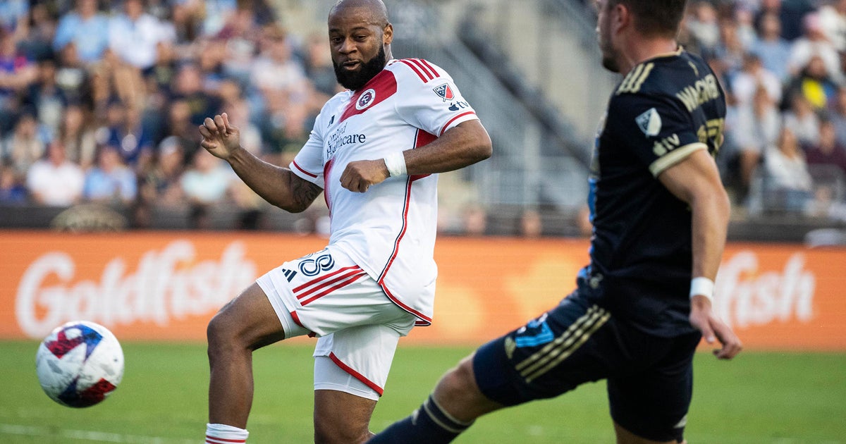 Union beat shorthanded Revolution in MLS playoffs Union beat shorthanded Revolution in MLS playoffs