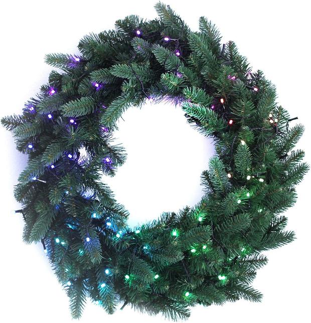 twinkly-pre-lit-wreath.jpg 