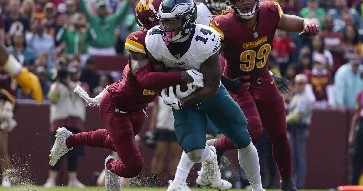 Eagles RB Kenneth Gainwell "knows he made a mistake" after viral social  media response, Nick Sirianni says - CBS Philadelphia