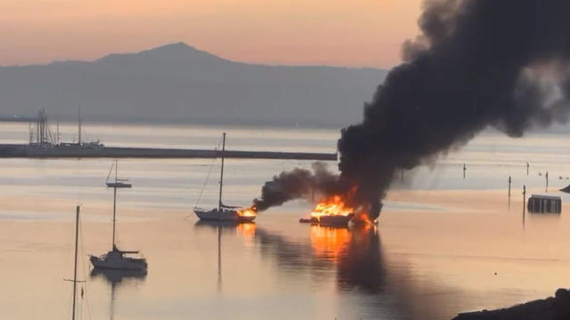 south-san-francisco-boats-fire.jpg 