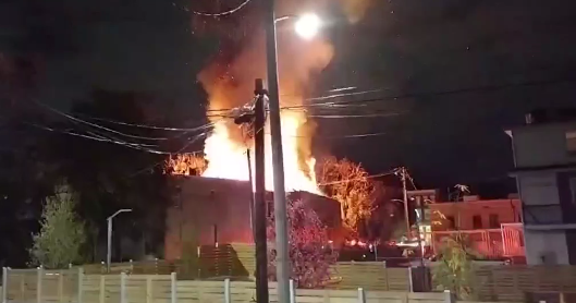 Four buildings damaged by two-alarm fire in West Baltimore - CBS Baltimore