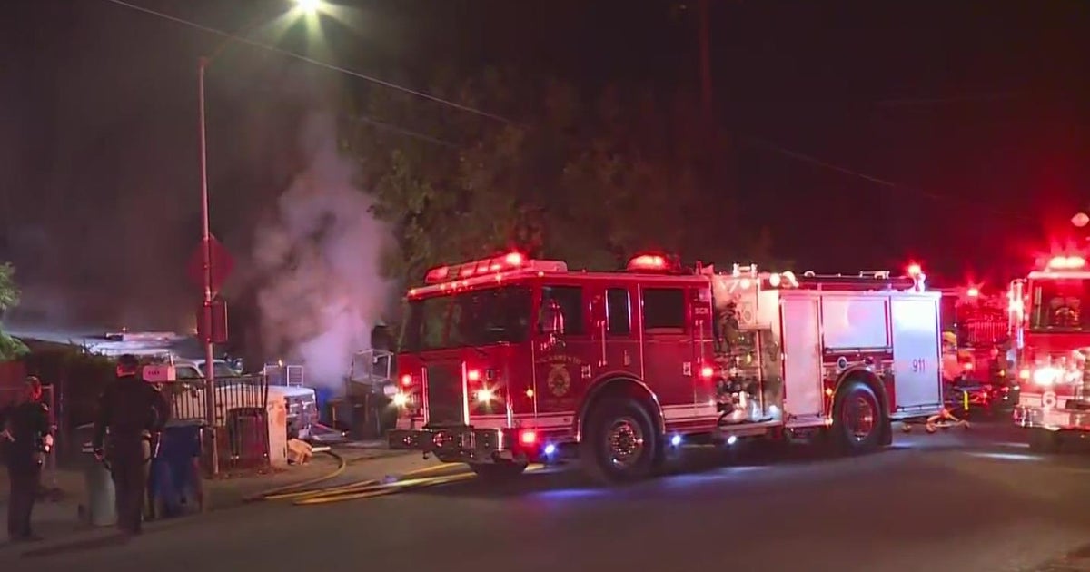 A house fire in South Sacramento leaves 1 dead victim