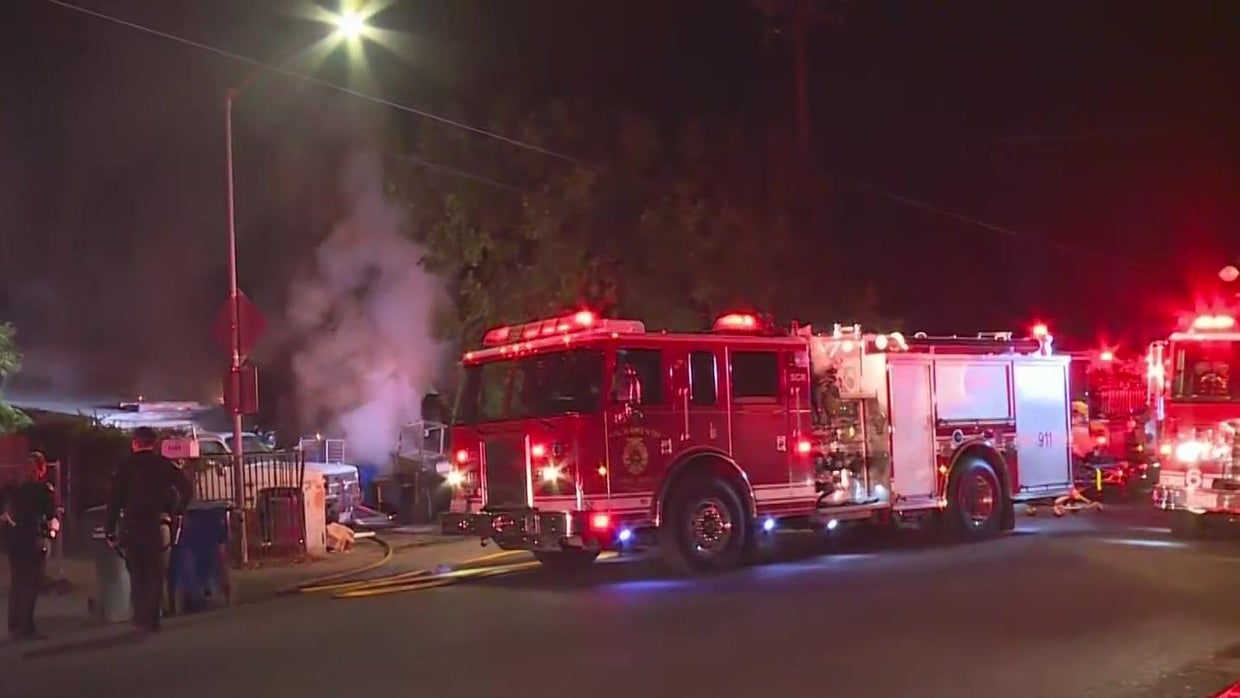 1 person found dead after south Sacramento house fire; homicide ...