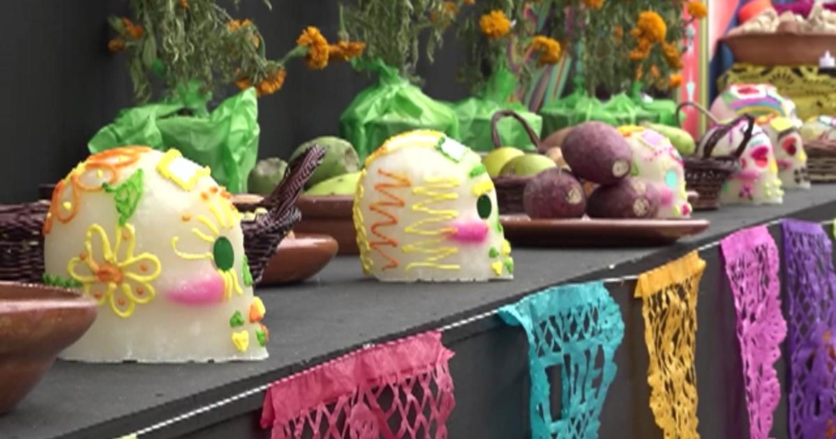 Day of the Dead, or Dia de los Muertos, honors loved ones who passed away  with special offerings - CBS New York