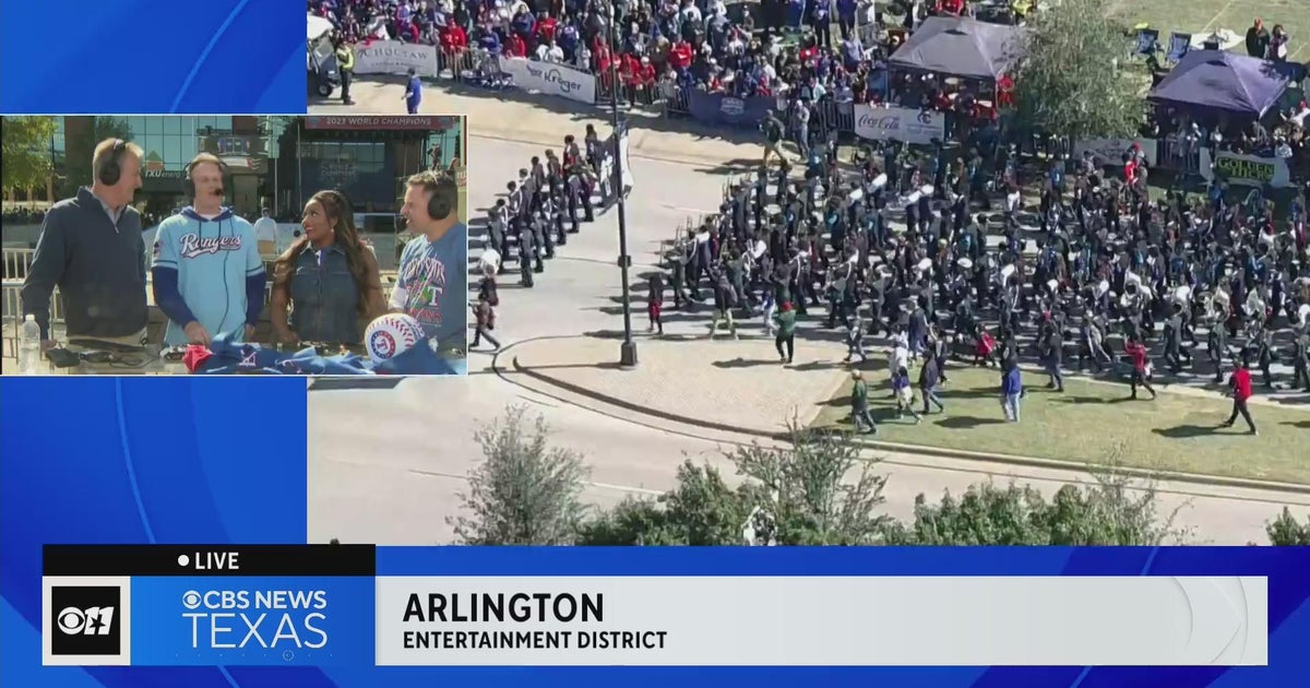 Rangers victory parade begins! - CBS Texas