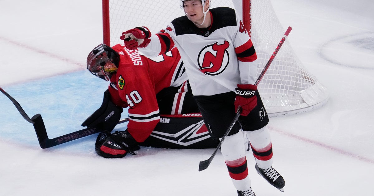 Blackhawks fall to Devils 42 lose 5th in last 7 games