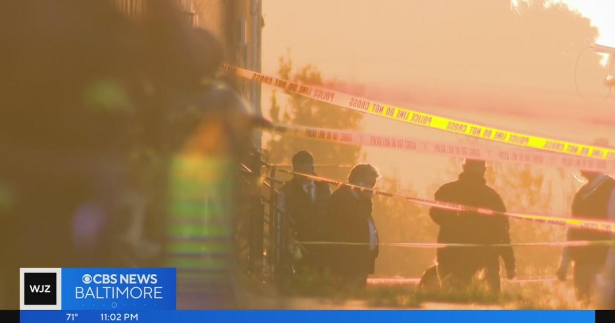 Man shot and killed after police say he pointed gun at officers in ...