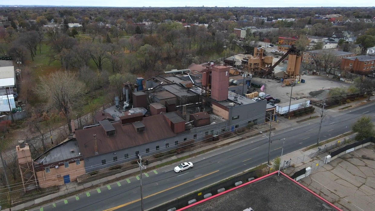 5p-pkg-smith-foundry-po-wcco4cpk.jpg 