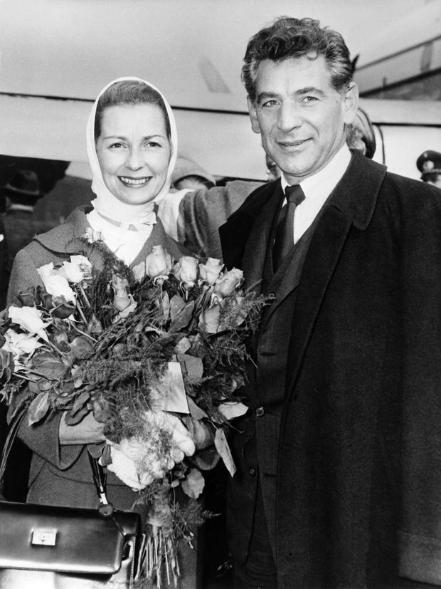 Bernstein, Leonard - Dirigent, USA/ mit Ehefrau Felicia 