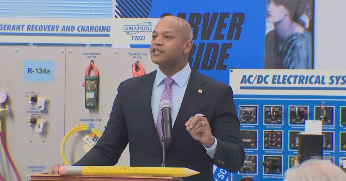 State leaders visit Carver VocationalTechnical High School to