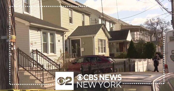NYPD: 3 people found stabbed to death in Queens home - CBS New York