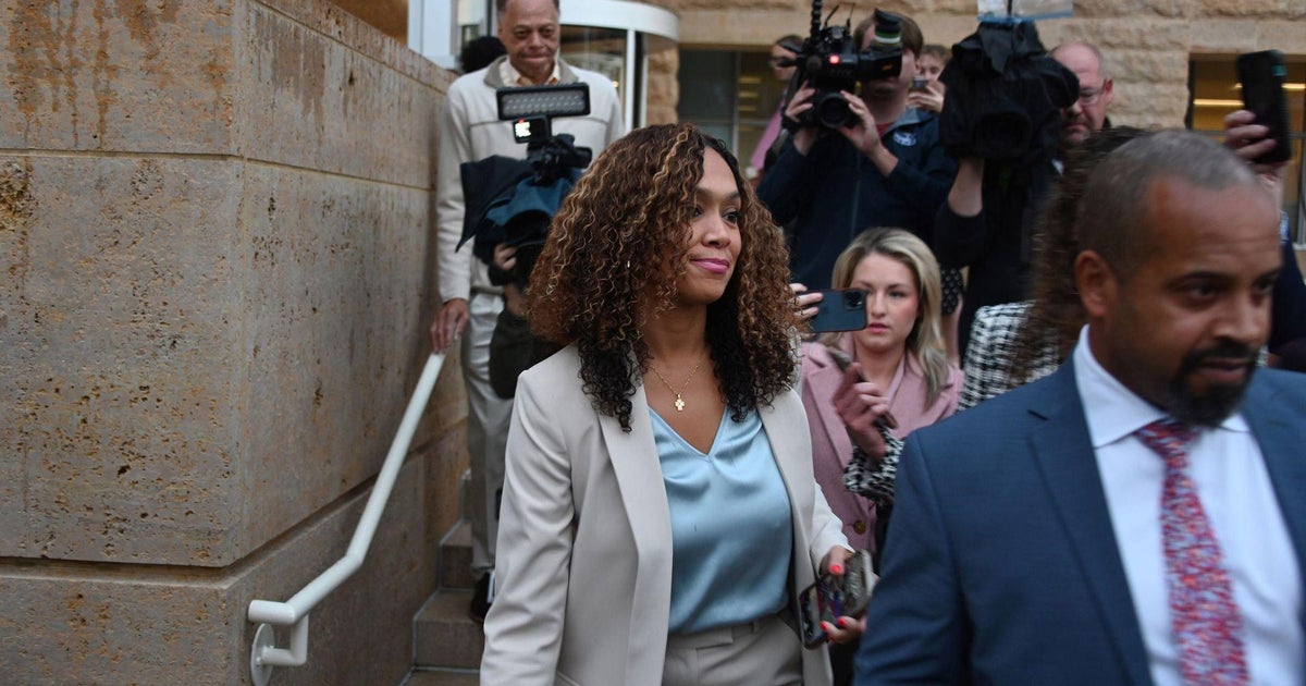 Marilyn Mosby's mortgage fraud trial set to begin in January - CBS ...