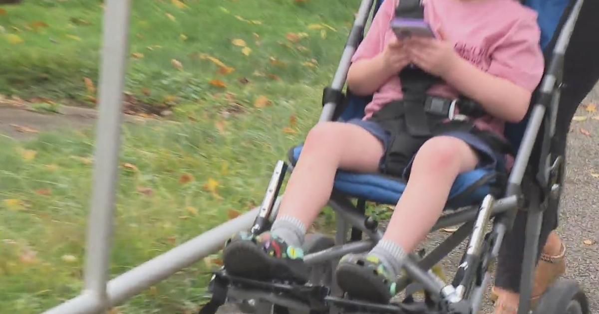 Kidsburgh: Moms spread the word about LifeVac device that saved local boy -  CBS Pittsburgh