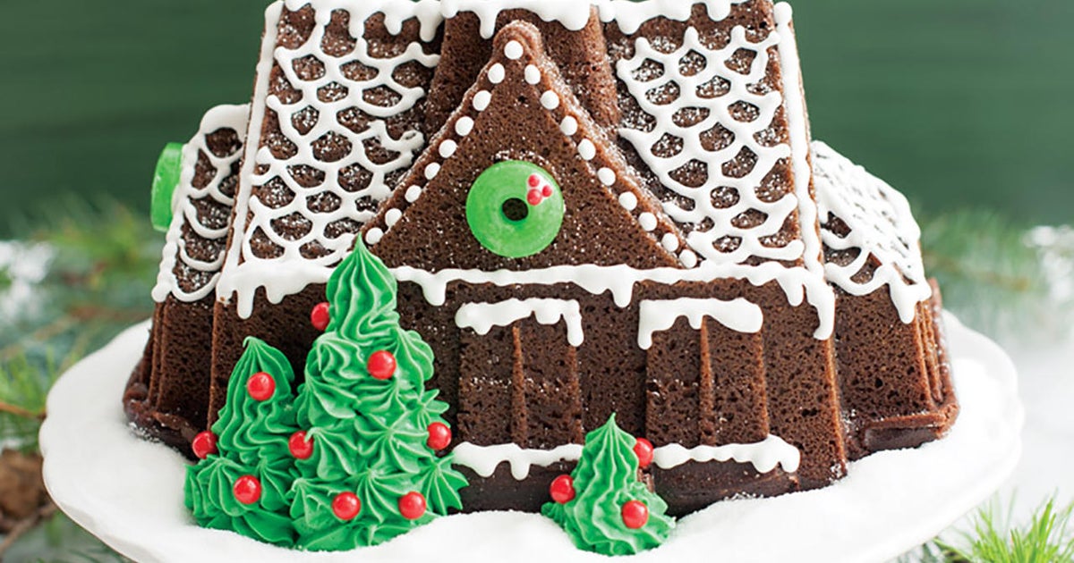 Gingerbread House Cake (Using Gingerbread House Duet Pan)