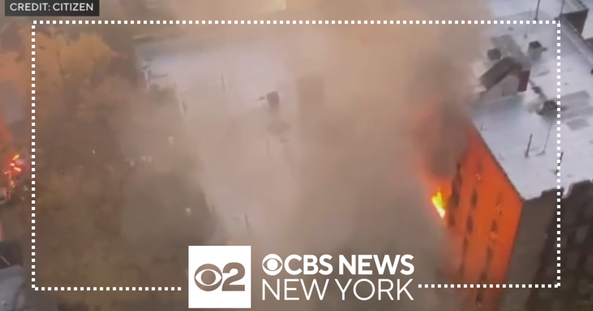 5 people hurt in fire at Bronx apartment building - CBS New York