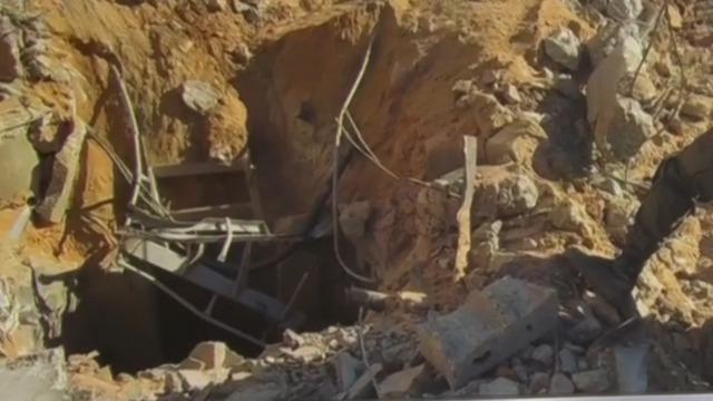 cbsn-fusion-israel-says-its-uncovered-hamas-tunnel-at-al-shifa-thumbnail-2460362-640x360.jpg 