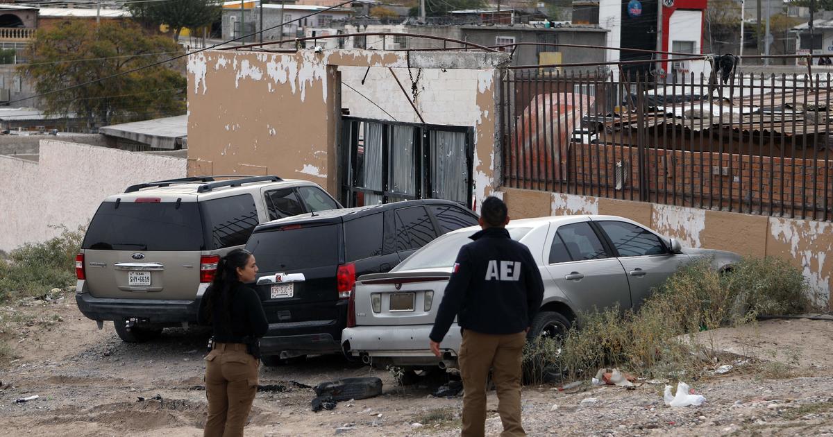 Mexican photojournalist found shot to death in his car in Ciudad Juarez near U.S. border