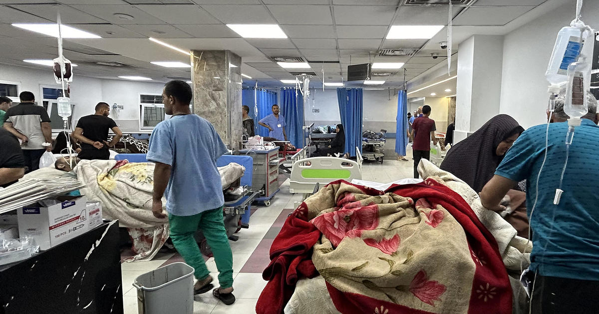 Hundreds leave Al-Shifa hospital in Gaza as Israeli forces take control of facility