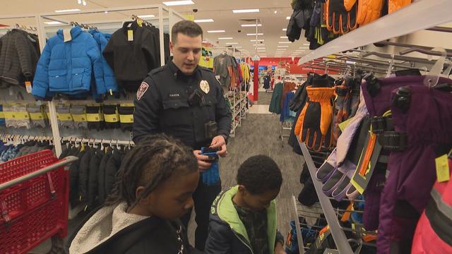 shop-with-a-cop-edgewood-police.jpg 