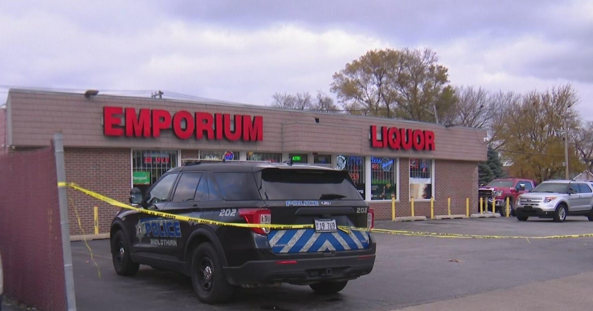 2 of 3 suspects charged in Chicago area armed robbery at liquor store ...