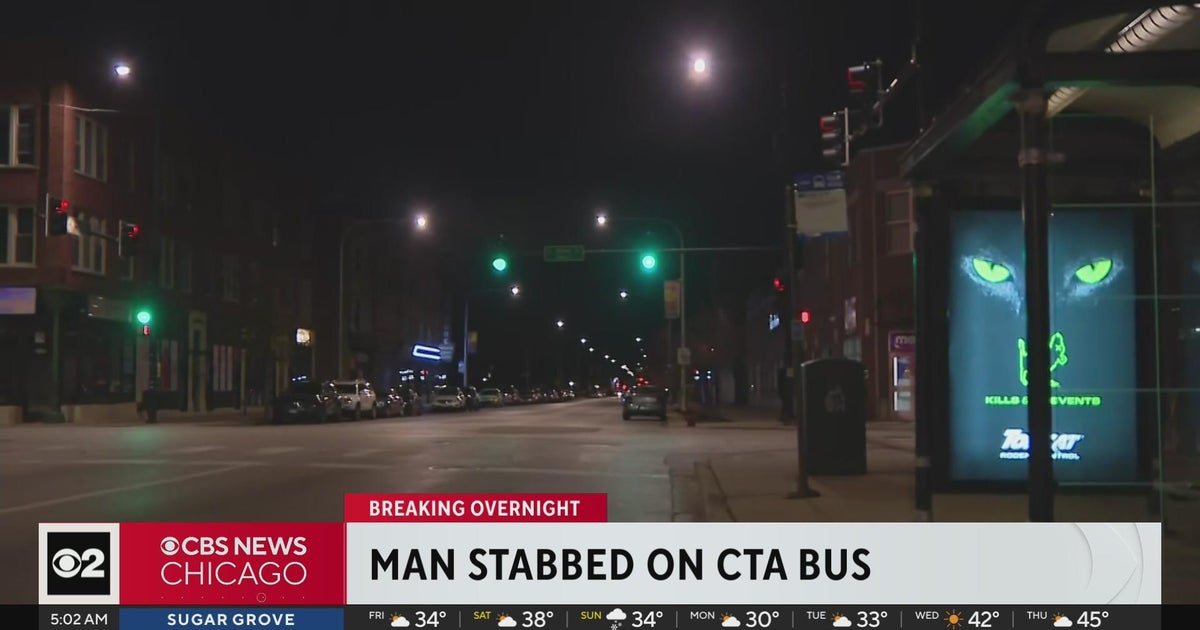 Man stabbed on CTA bus - CBS Chicago