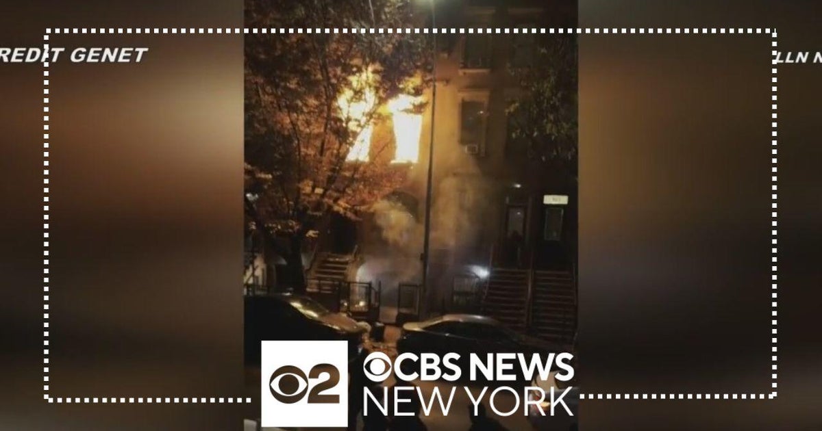 2 killed in Harlem fire overnight - CBS New York