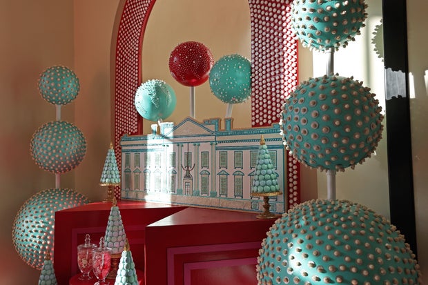 White House Previews This Season's Holiday Decorations